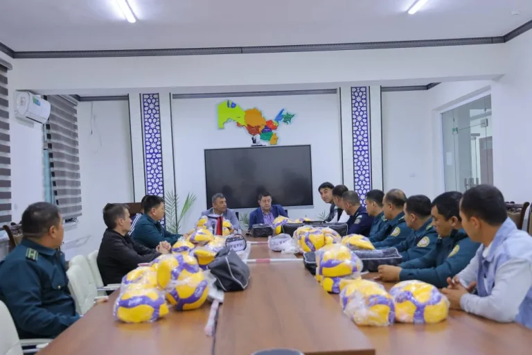 Сирдарёда волейбол спорт тури бўйича халқаро даражадаги семинар ташкил этилди