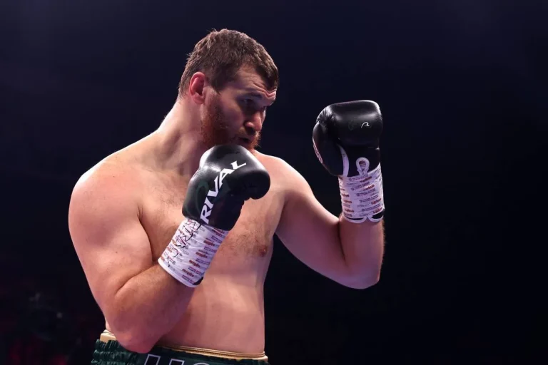 Arslanbek Mahmudov Tayson Fyuri bilan ehtimoliy jang haqida fikr bildirdi