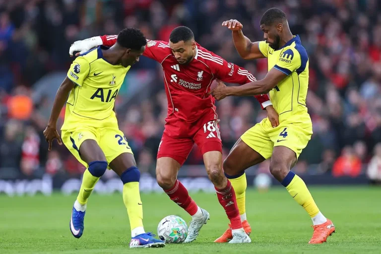 Jamie Carragher: “Бу Liverpool FC учун тўлиқ фалокат”